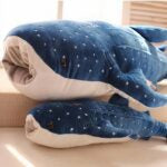 Peluche géante baleine bleue