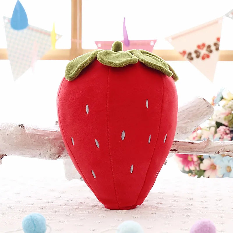 Aardbei Knuffelkussen 20 cm