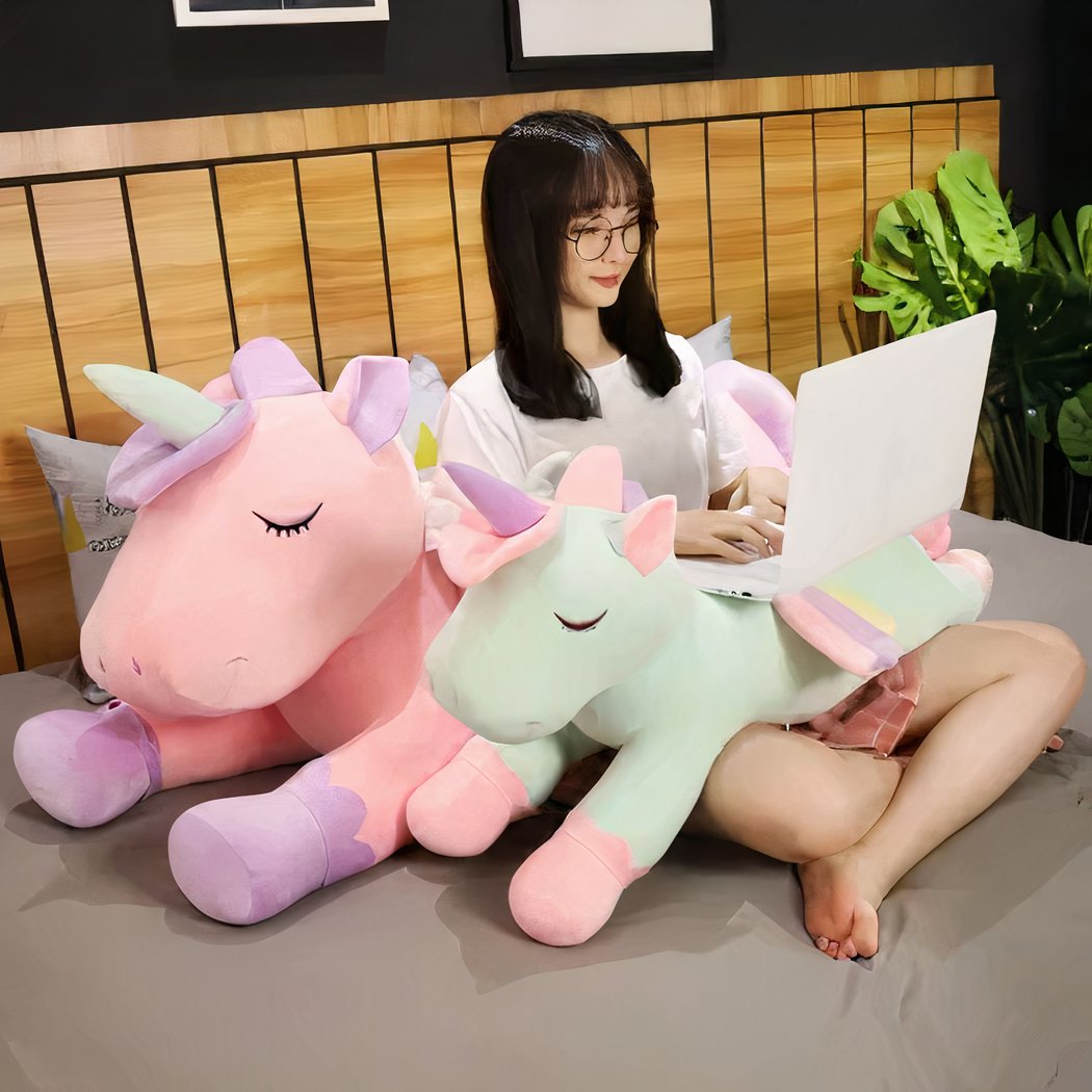 Coussin peluche licorne