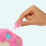 Knuffel Fluffie Stuffiez Roze Aapje Met Laagjesontdekking De Knuffel