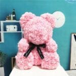 Roze Knuffelbeer met Bloemenpatroon en Halsknoop De Knuffel