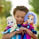 Knuffelset Elsa en Anna uit Frozen in Cadeauverpakking De Knuffel