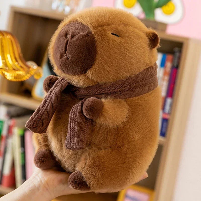 Capybara Knuffel met Sjaal 25 en 30 cm