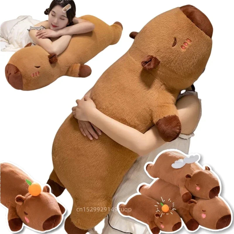 Liggende Capybara Knuffelkussen 45 en 65 cm