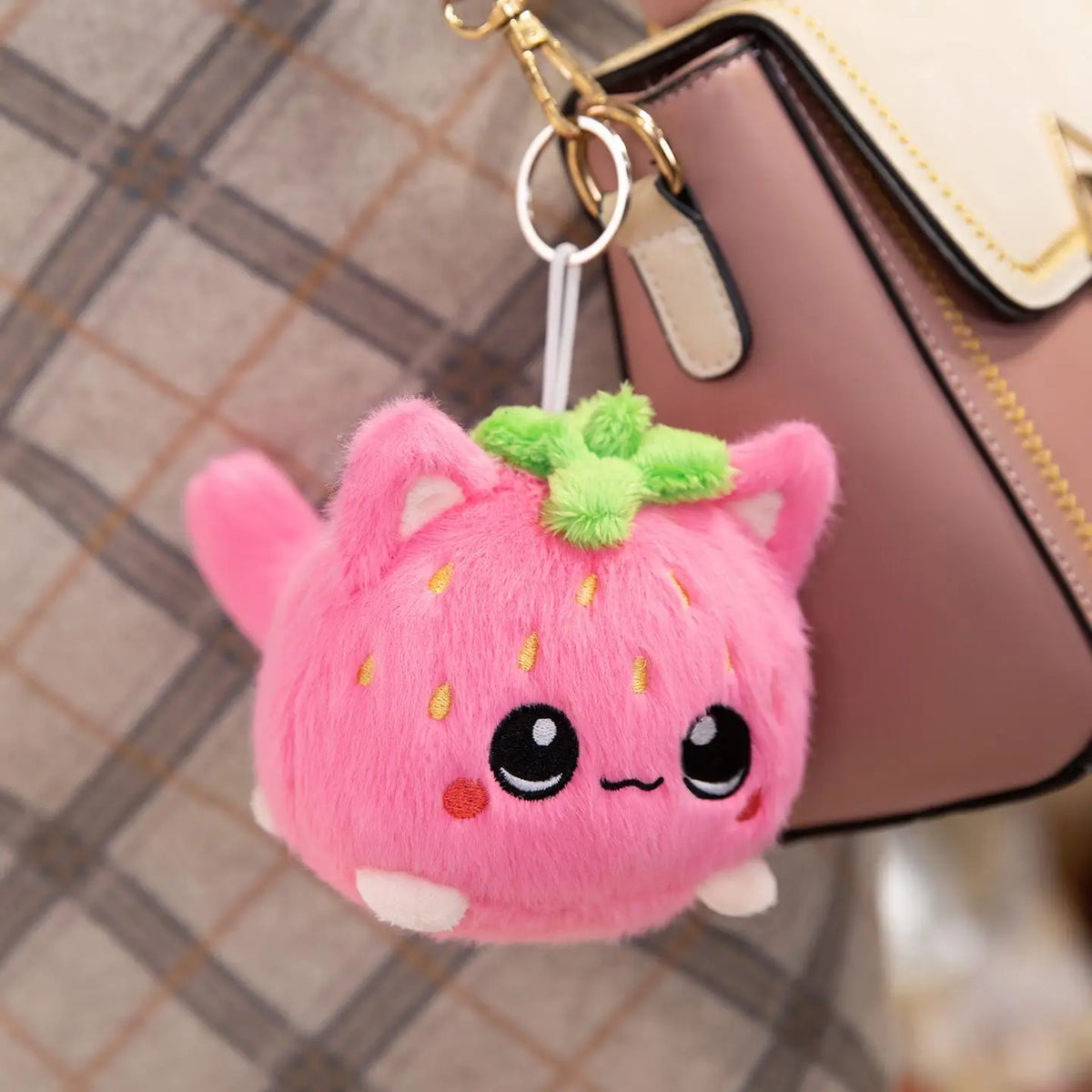 Aardbei Kat Knuffel | Roze Katje 10, 20 en 25 cm