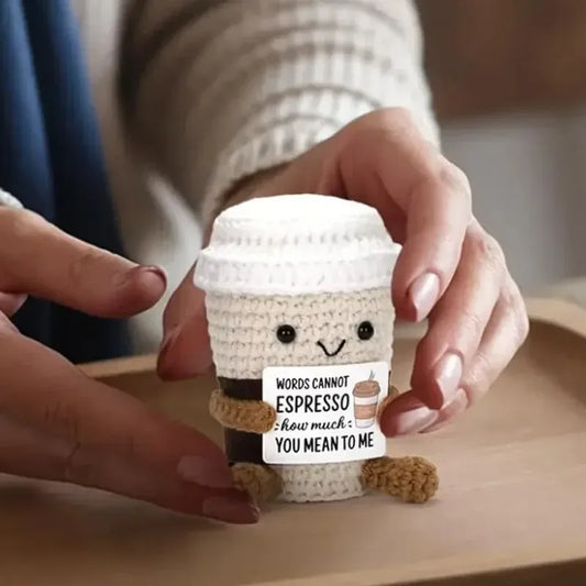 Gehaakt Koffiekopje met Kaartje | Positief Cadeautje De Knuffel