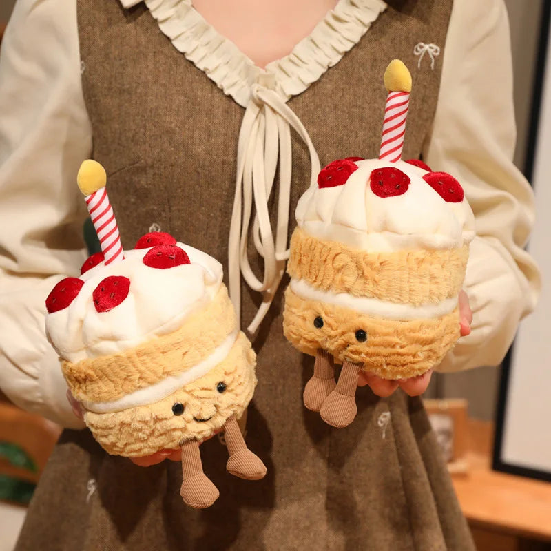Aardbeientaart Knuffel 16 cm