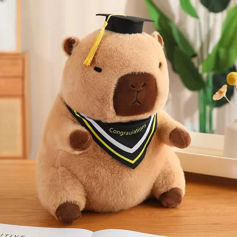 Afstudeer Knuffel Uil, Beer of Capybara | Met Afstudeerhoedje
