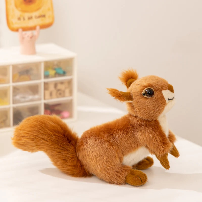 Realistische Eekhoorn Knuffel 16 cm
