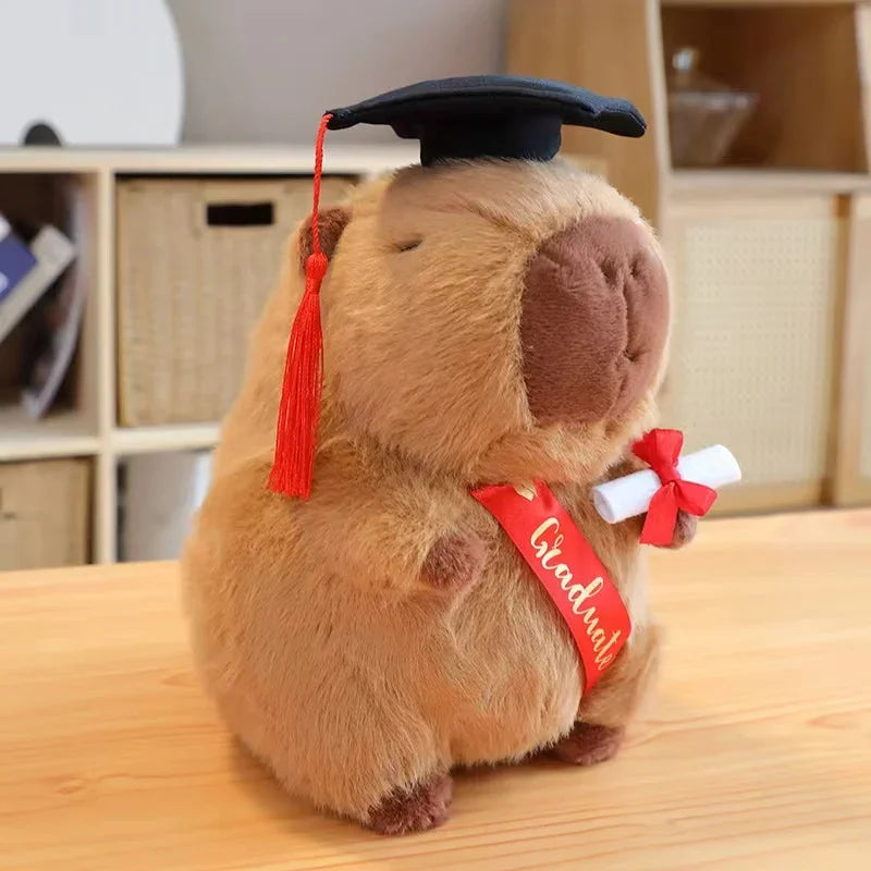 Afstudeer Knuffel Uil, Beer of Capybara | Met Afstudeerhoedje