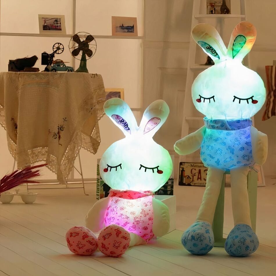Blauw Knuffelkonijn Met LED Patroon Op Buik De Knuffel