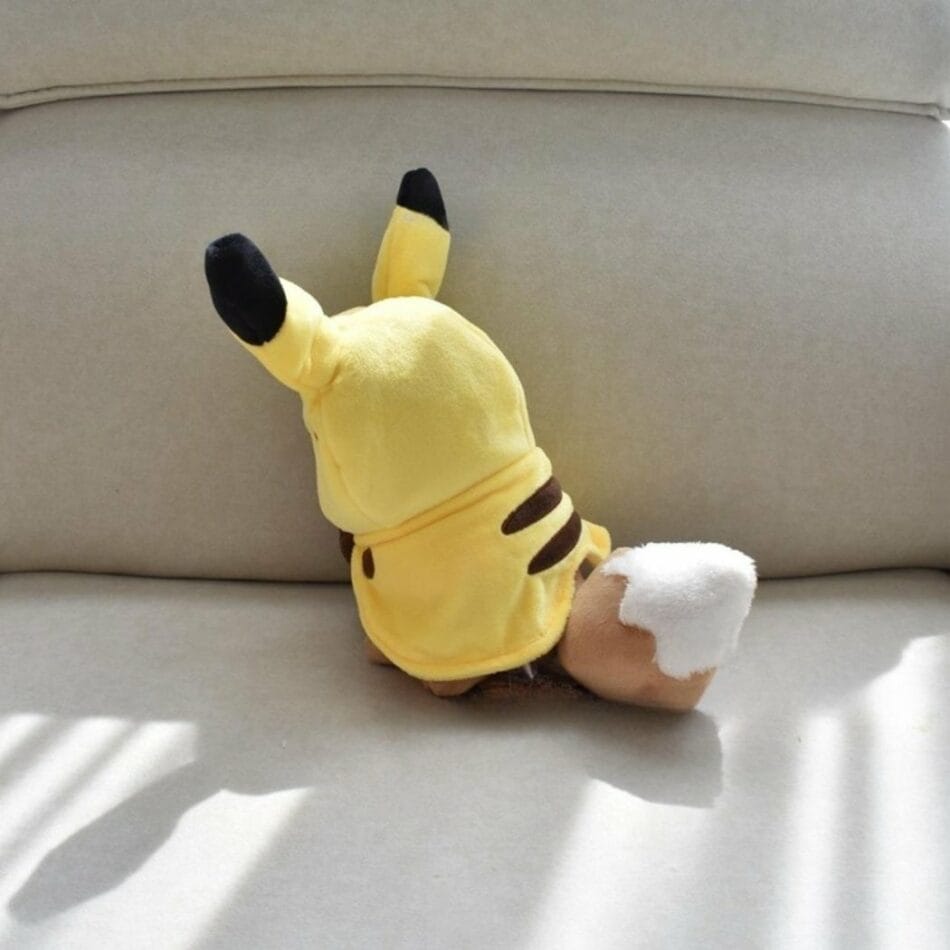 Bruine Knuffel Evoli Verkleed als Pikachu Pokémon Pluche De Knuffel