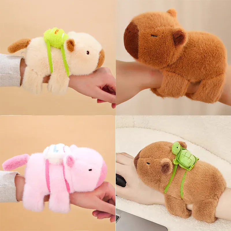 Capybara Knuffel Klaparmband 23 cm | Pluche Armband De Knuffel