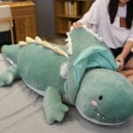 Diepblauwe Pluche Dinosaurus Knuffel Magique Met Realistische Vorm De Knuffel