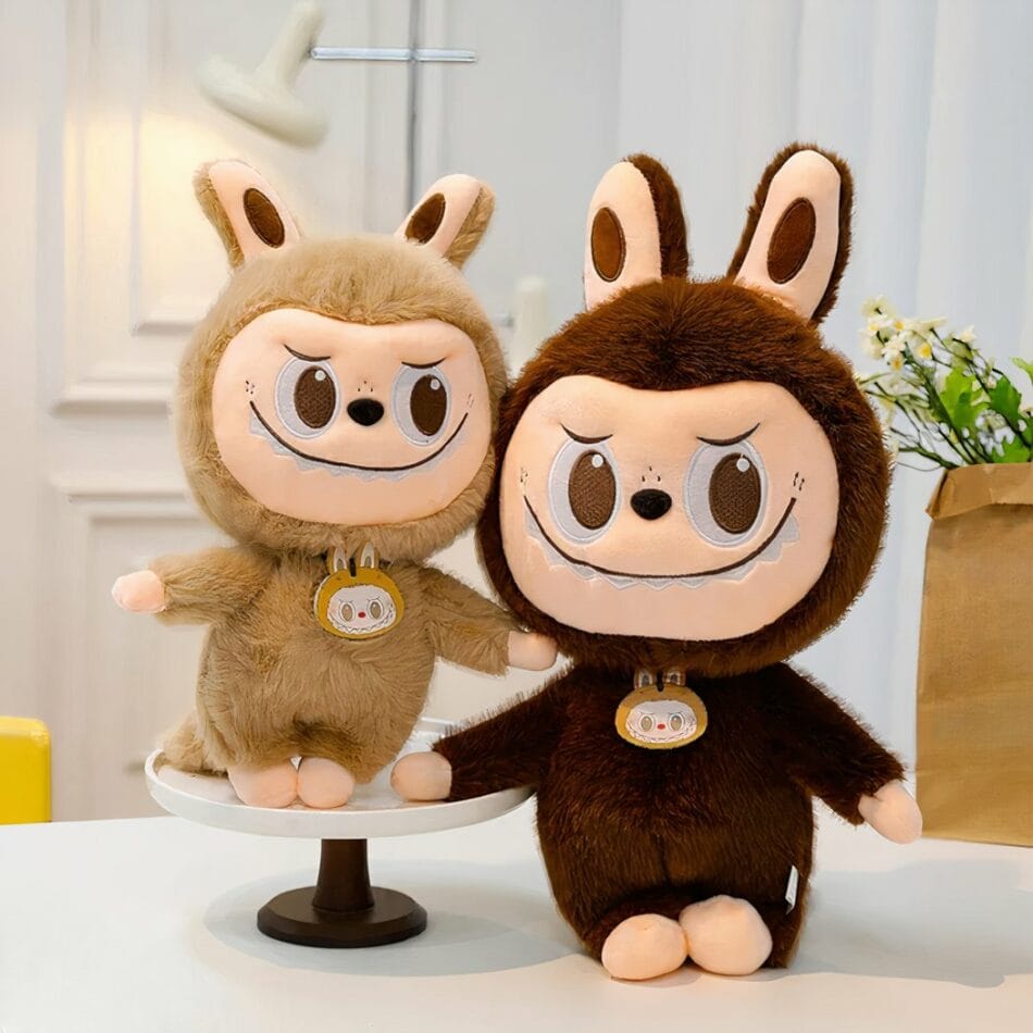 Dikke Labubu Knuffel Grote Pluche Met Speels Gezicht De Knuffel
