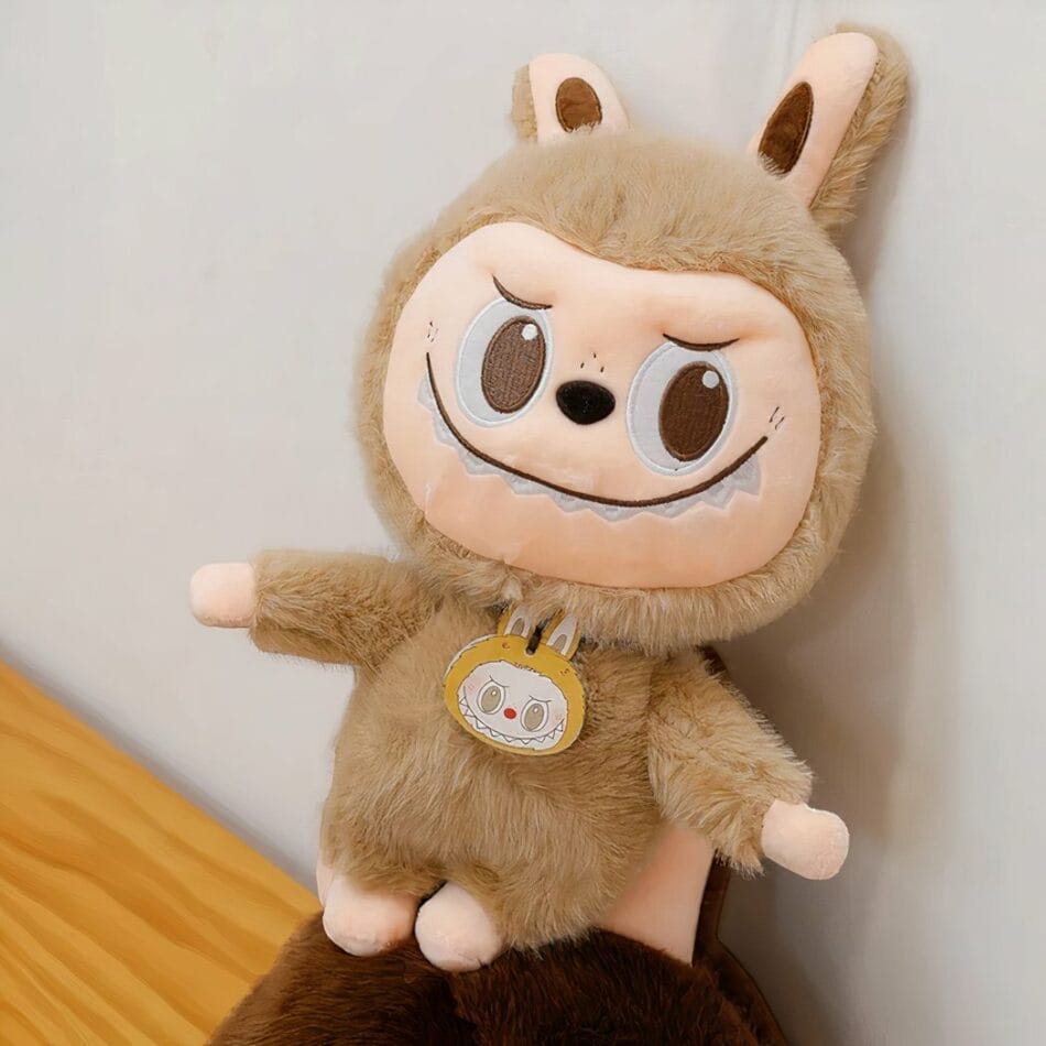 Dikke Labubu Knuffel Grote Pluche Met Speels Gezicht De Knuffel