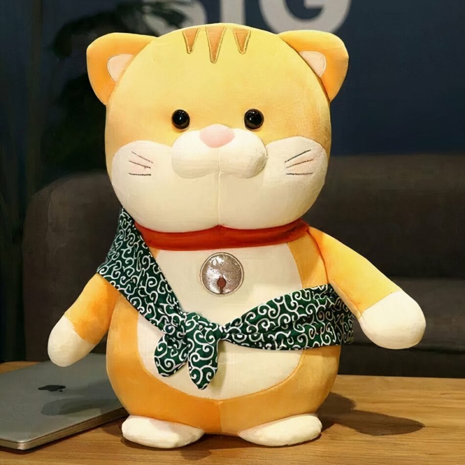 Gele Knuffelkat Met Sjaal En Zijdeachtige Vacht De Knuffel