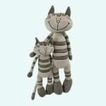 Grijze Gestreepte Knuffelkatje Pluche 33 cm En 45 cm De Knuffel
