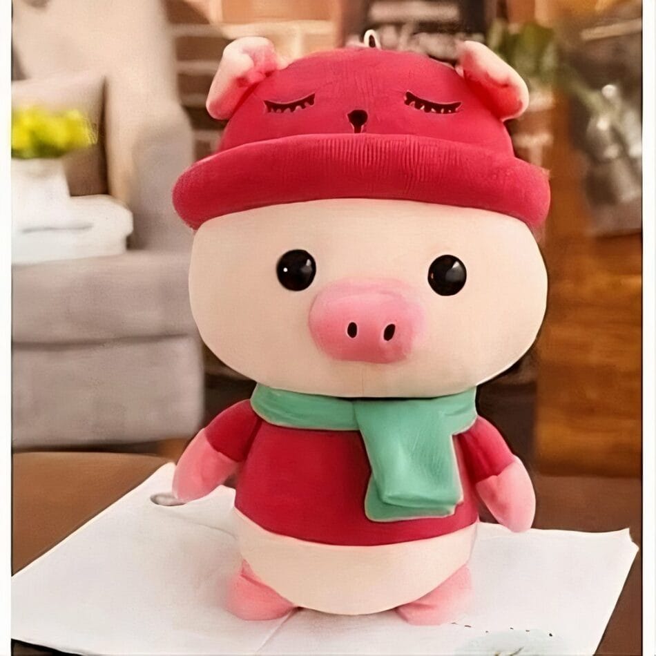 Hartvormige Knuffel Varken in Rode Jurk met Paarse Knopen Witte Vacht De Knuffel