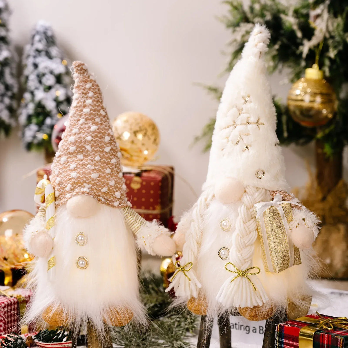 Kerst Kabouter met Licht 30 cm | Pluche Gnoom of Set De Knuffel