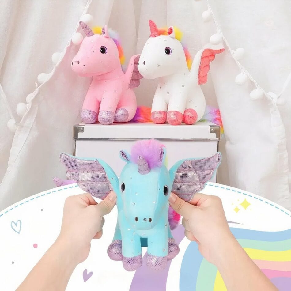 Knuffel Eenhoorn Met Glinsterende Vleugels En Regenboogmanen De Knuffel