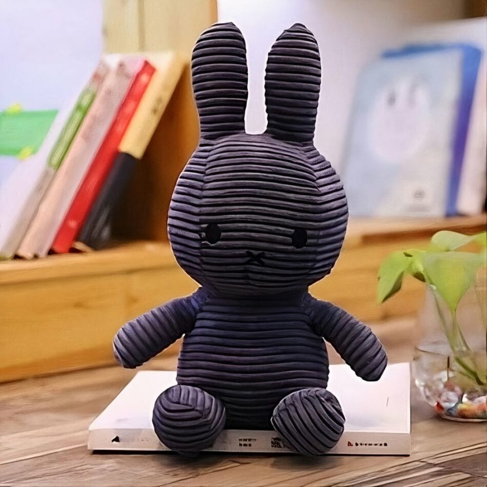 Knuffel Miffy Corduroy Blauw Middellange Formaat De Knuffel