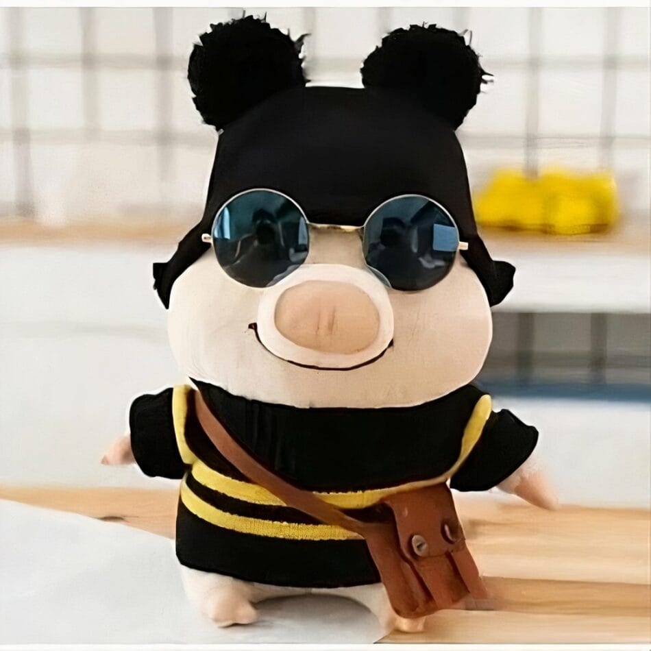 Knuffel Varken in Trui met Abeille Motief 25 cm Zacht Wit De Knuffel