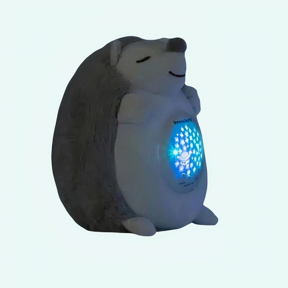 Nachtlampje Knuffel Egel met Sterrenhemel Projectie en Muziek De Knuffel