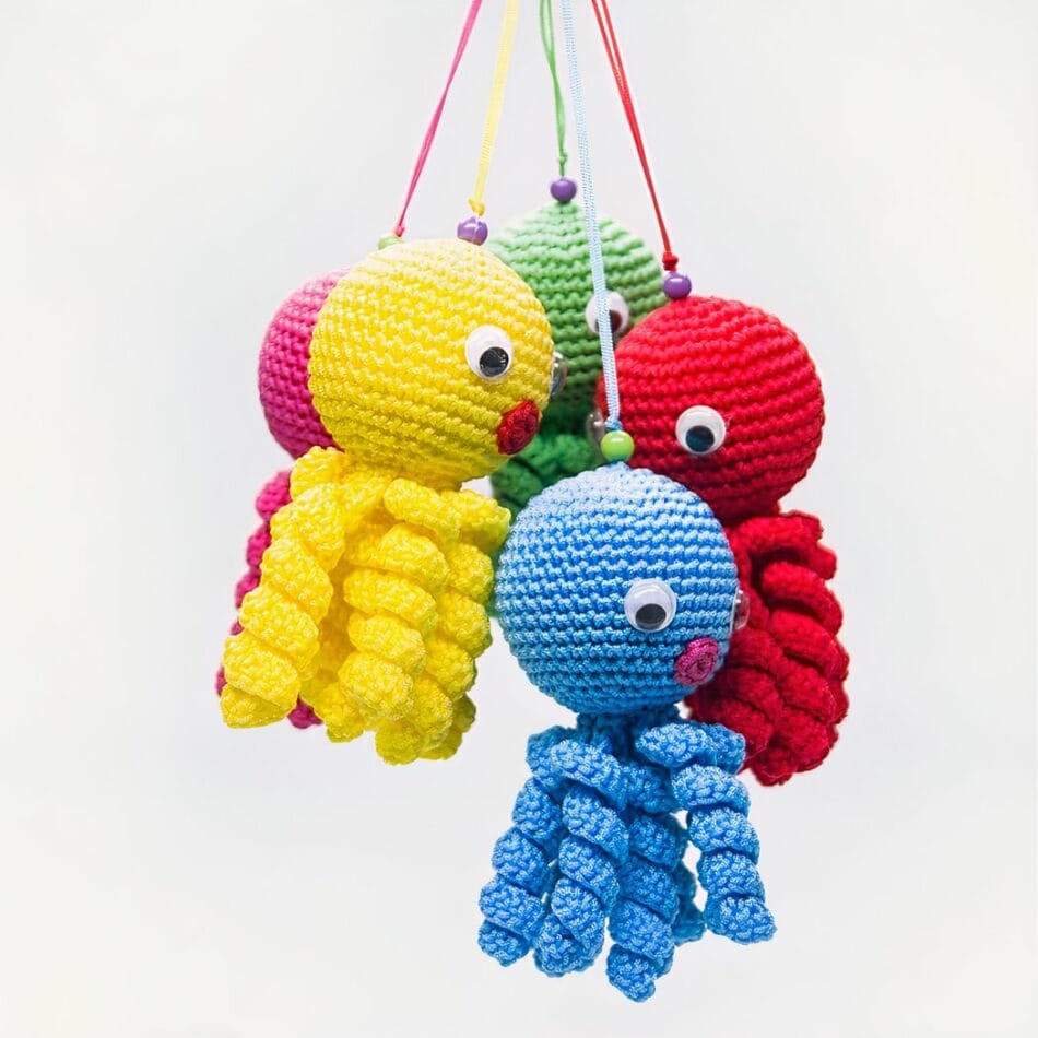 Roze Octopus Knuffel Met Gevlochten Tentakels 12 Cm De Knuffel