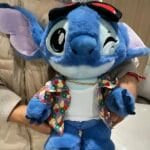 Stitch Knuffel Met Bloemenhemd En Zonnebril De Knuffel