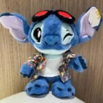 Stitch Knuffel Met Bloemenhemd En Zonnebril De Knuffel