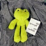 Ultrasofte Knuffel Kikker Met Speels Ontwerp En Felle Kleuren De Knuffel