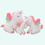 Zachte Eenhoorn Knuffel Met Blauwe Regenboog Accent De Knuffel
