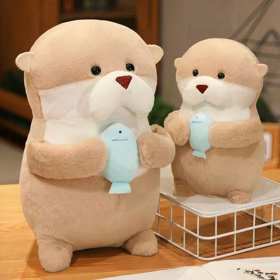 Zachte Otter Knuffel Met Blauwe Visje In Meerdere Maten De Knuffel