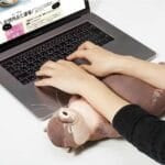 Zachte Otter Knuffel Pennenzak Multifunctioneel Etui Voor Potloden De Knuffel