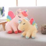 Zachte Roze Eenhoorn Knuffel Met Regenboogaccenten De Knuffel